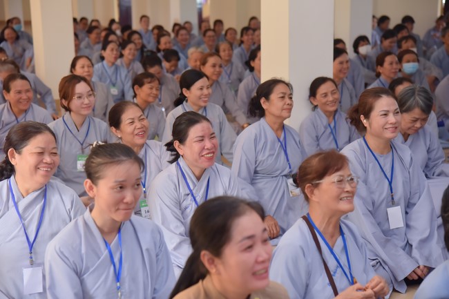 Dharma Talk Because of the Ego that suffers in the 99th Seven-Day Retreat