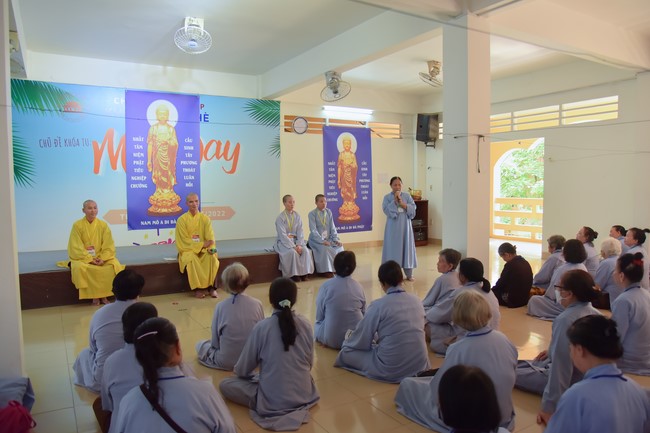 Dharma Talk Because of the Ego that suffers in the 99th Seven-Day Retreat