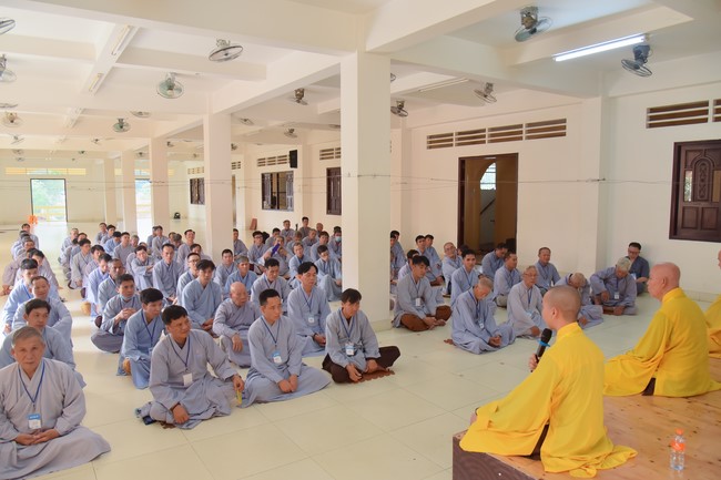 Dharma Talk Because of the Ego that suffers in the 99th Seven-Day Retreat
