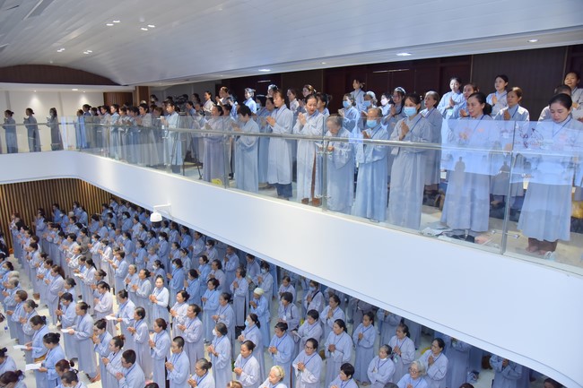 Dharma talk We have joyful things in the 99th Seven-Day Retreat