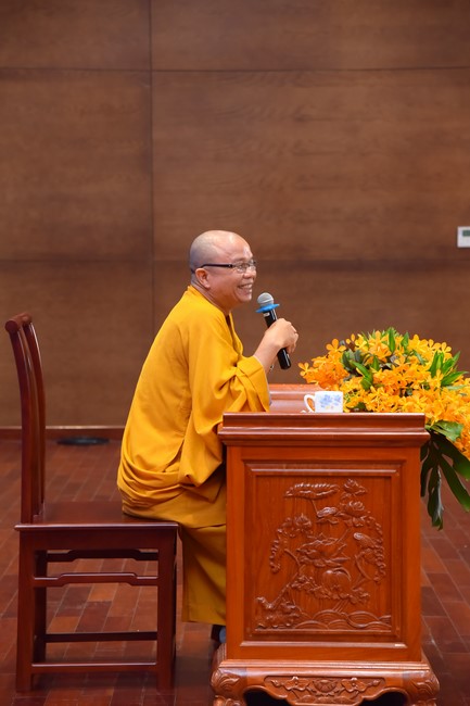 Dharma talk We have joyful things in the 99th Seven-Day Retreat