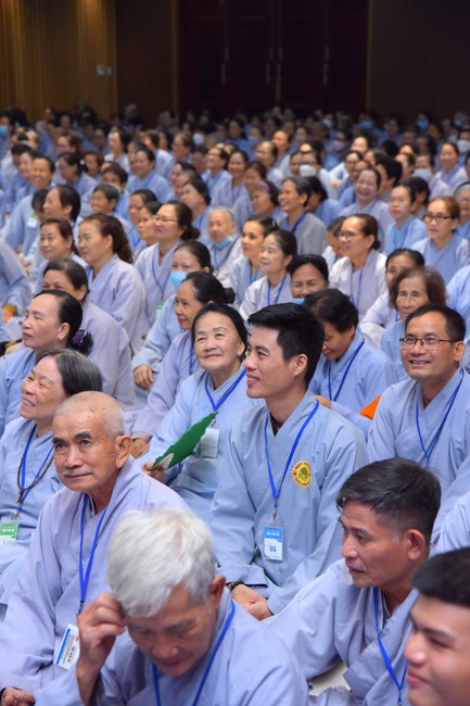 Dharma talk We have joyful things in the 99th Seven-Day Retreat