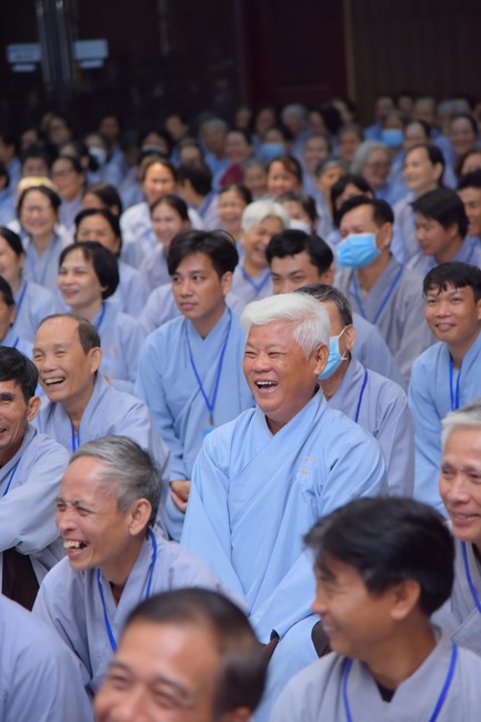 Dharma talk We have joyful things in the 99th Seven-Day Retreat
