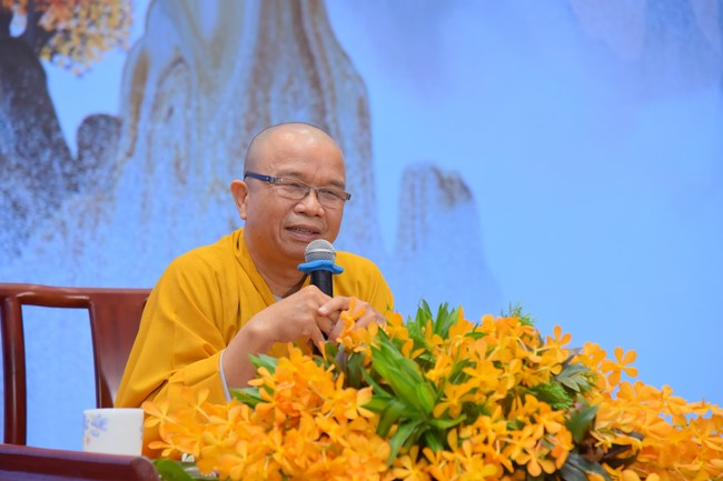 Dharma talk We have joyful things in the 99th Seven-Day Retreat