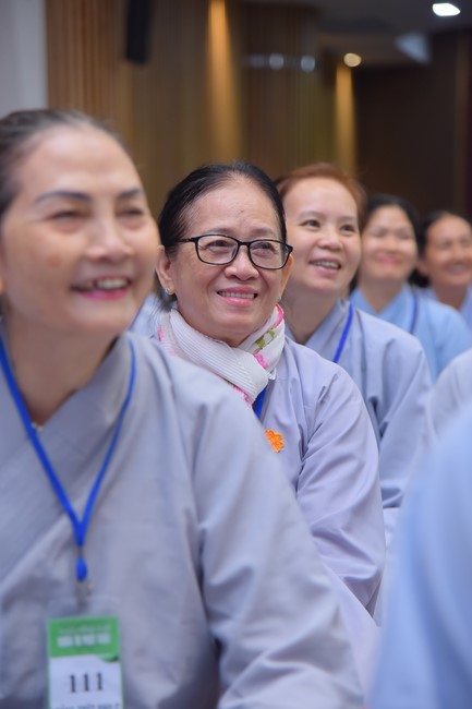 Dharma talk We have joyful things in the 99th Seven-Day Retreat