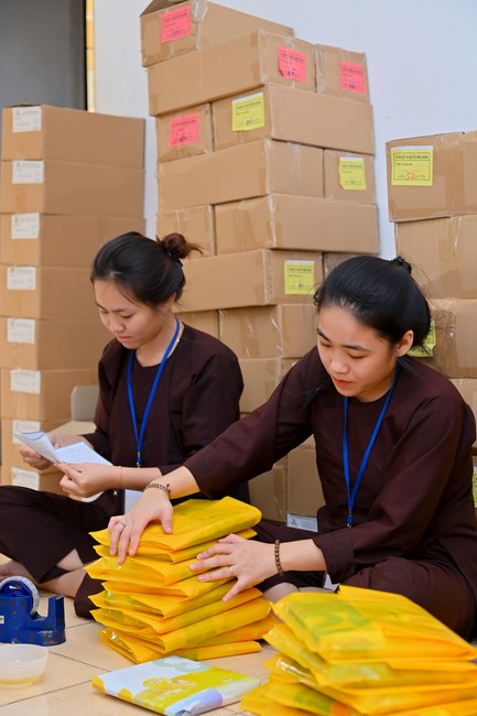 Dharma talk We have joyful things in the 99th Seven-Day Retreat