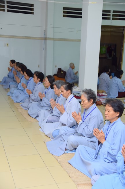 Dharma talk We have joyful things in the 99th Seven-Day Retreat