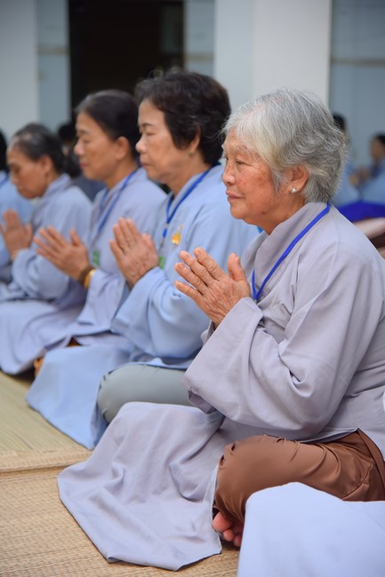 Dharma talk We have joyful things in the 99th Seven-Day Retreat