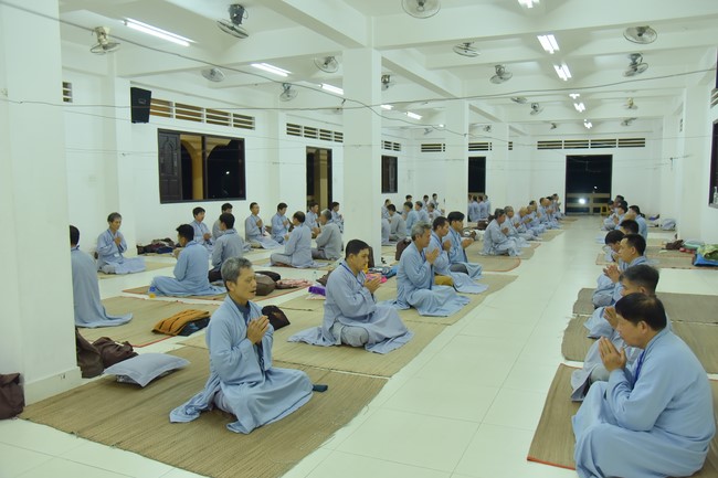 Dharma talk We have joyful things in the 99th Seven-Day Retreat