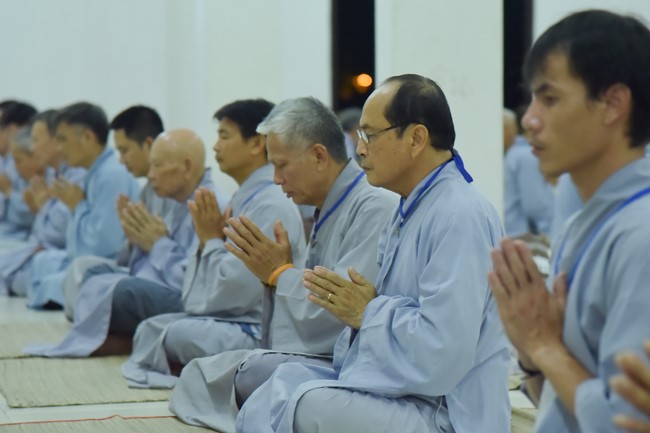 Dharma talk We have joyful things in the 99th Seven-Day Retreat