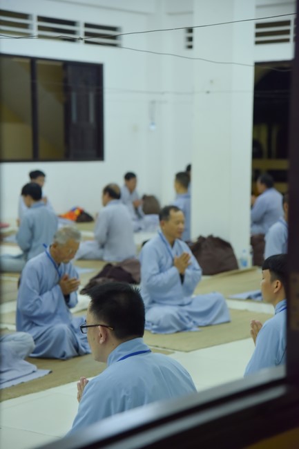 Dharma talk We have joyful things in the 99th Seven-Day Retreat