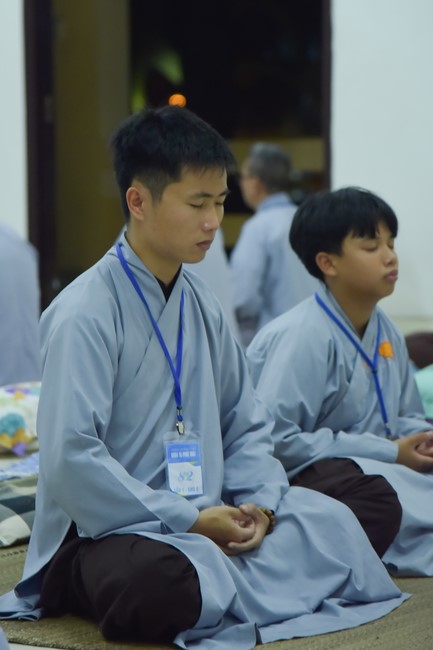 Dharma talk We have joyful things in the 99th Seven-Day Retreat