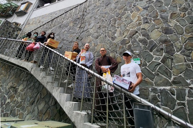 Charity to welcome Bodhisattva Avalokitesvara ‘s Birthday at Linh An Pagoda, Taiwan