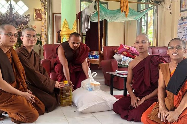 Charity to welcome Bodhisattva Avalokitesvara ‘s Birthday at Linh An Pagoda, Taiwan