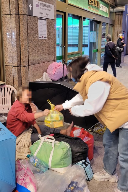 Charity to welcome Bodhisattva Avalokitesvara ‘s Birthday at Linh An Pagoda, Taiwan