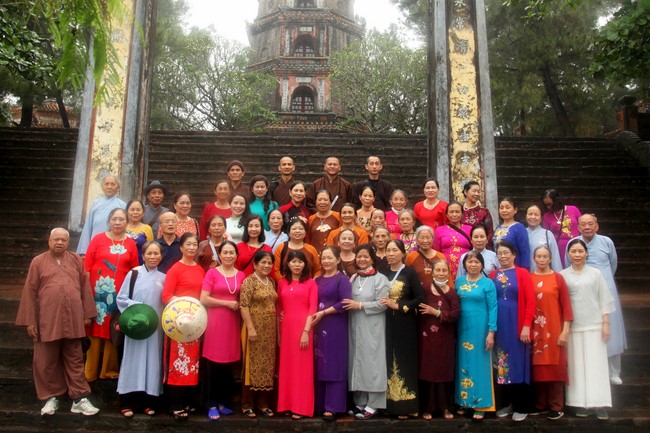 Pilgrimage, visit the scenic spots in Quang Binh - Hue of Giai Lam Pagoda - Ha Tinh