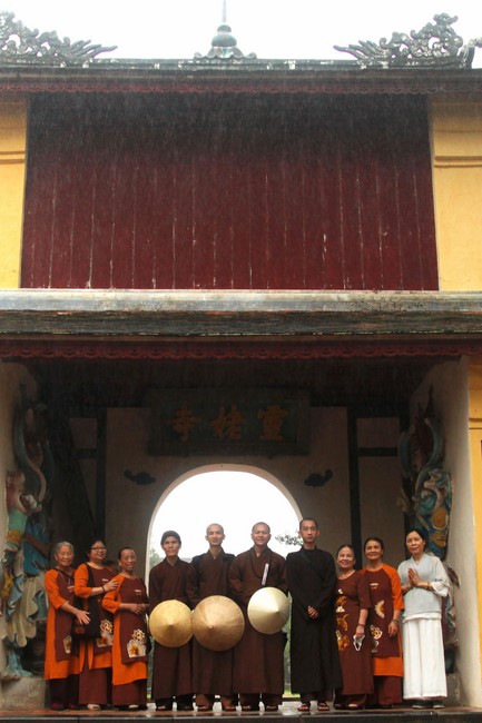 Pilgrimage, visit the scenic spots in Quang Binh - Hue of Giai Lam Pagoda - Ha Tinh