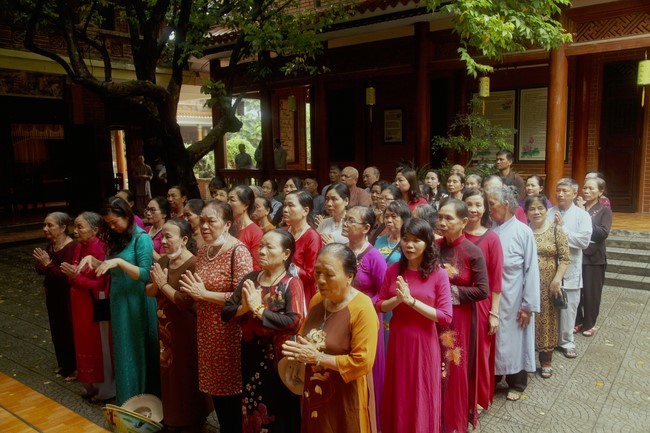 Pilgrimage, visit the scenic spots in Quang Binh - Hue of Giai Lam Pagoda - Ha Tinh