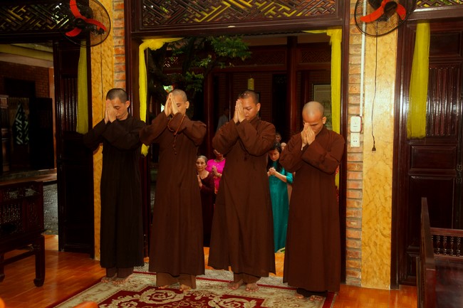 Pilgrimage, visit the scenic spots in Quang Binh - Hue of Giai Lam Pagoda - Ha Tinh