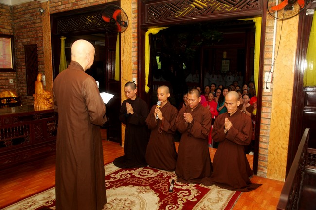 Pilgrimage, visit the scenic spots in Quang Binh - Hue of Giai Lam Pagoda - Ha Tinh