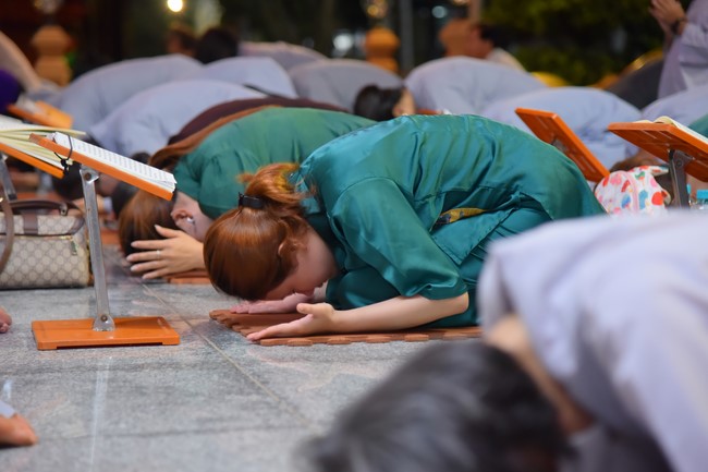 Repentance ceremony on (intercalary) Feb. 29th, Year of the Cat