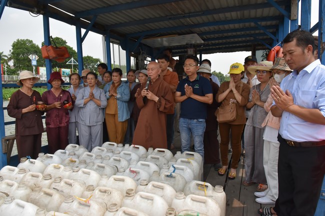 The Rite of Releasing creatures, Praying for Peace of  Toan Phat Company Limited at Ba Lua port in Cu Chi.