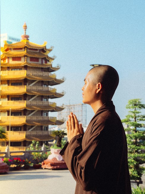 Visiting and exchanging Buddhist culture at Hoang Phap pagoda of Doctors of Buddhist Studies Thailand - India