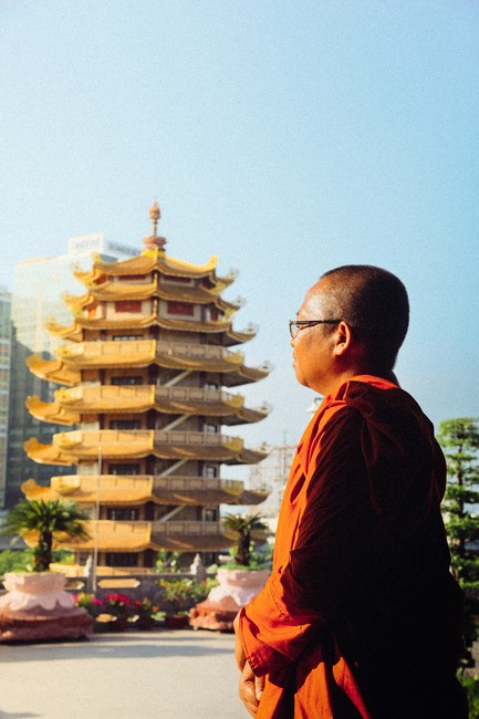 Visiting and exchanging Buddhist culture at Hoang Phap pagoda of Doctors of Buddhist Studies Thailand - India