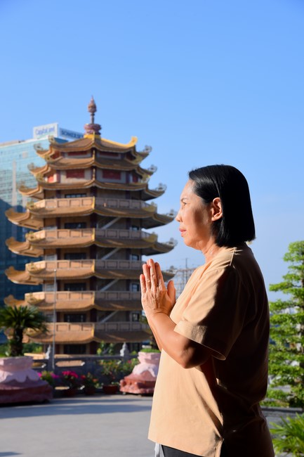 Visiting and exchanging Buddhist culture at Hoang Phap pagoda of Doctors of Buddhist Studies Thailand - India