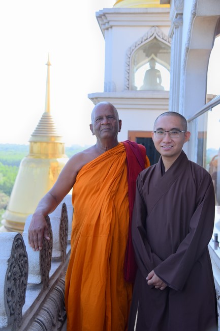 Visiting and exchanging Buddhist culture at Hoang Phap pagoda of Doctors of Buddhist Studies Thailand - India