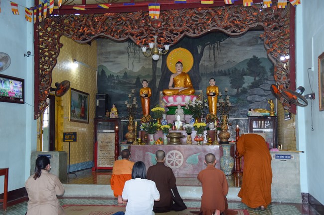 Visiting and exchanging Buddhist culture at Hoang Phap pagoda of Doctors of Buddhist Studies Thailand - India