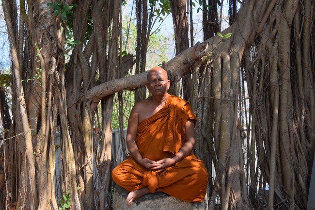 Visiting and exchanging Buddhist culture at Hoang Phap pagoda of Doctors of Buddhist Studies Thailand - India