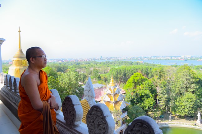 Visiting and exchanging Buddhist culture at Hoang Phap pagoda of Doctors of Buddhist Studies Thailand - India