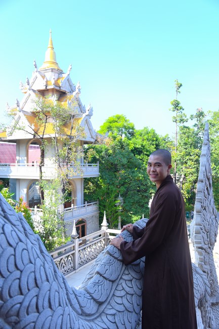 Visiting and exchanging Buddhist culture at Hoang Phap pagoda of Doctors of Buddhist Studies Thailand - India