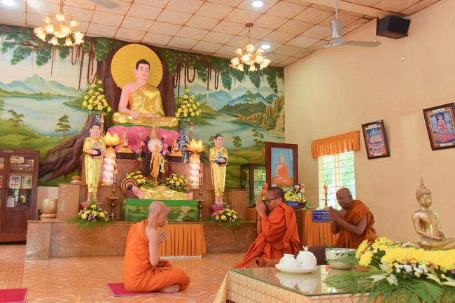 Visiting and exchanging Buddhist culture at Hoang Phap pagoda of Doctors of Buddhist Studies Thailand - India