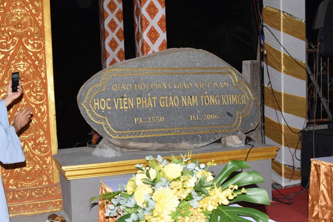 Inauguration ceremony of dining- room and offerings at Khmer Theravada Academy