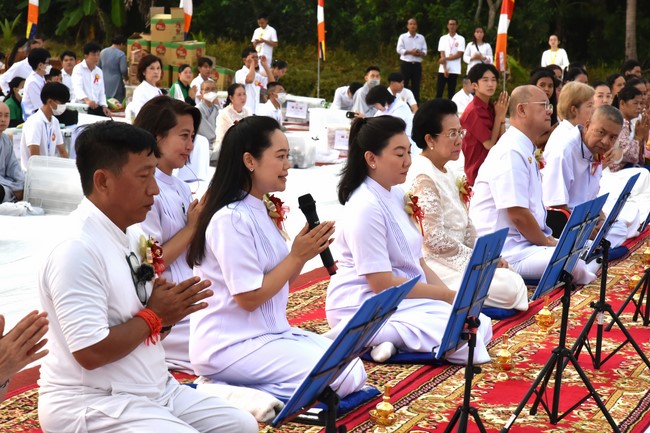 Inauguration ceremony of dining- room and offerings at Khmer Theravada Academy