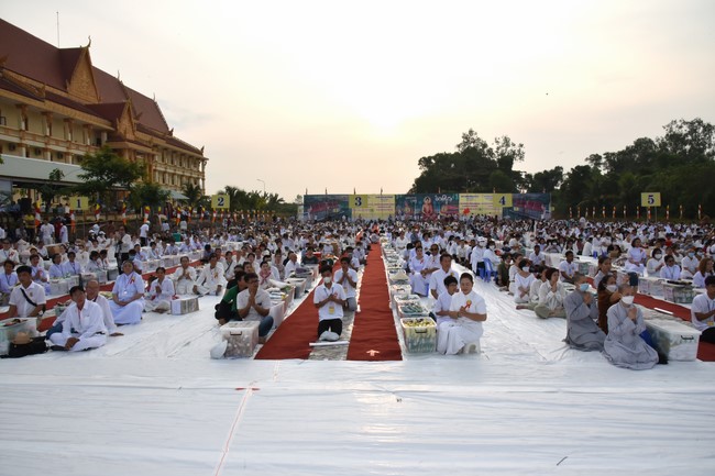 Inauguration ceremony of dining- room and offerings at Khmer Theravada Academy