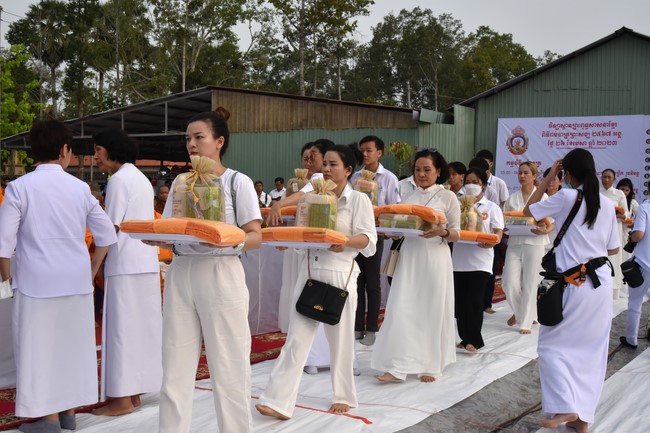 Inauguration ceremony of dining- room and offerings at Khmer Theravada Academy