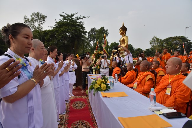 Inauguration ceremony of dining- room and offerings at Khmer Theravada Academy