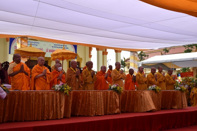 Inauguration ceremony of dining- room and offerings at Khmer Theravada Academy