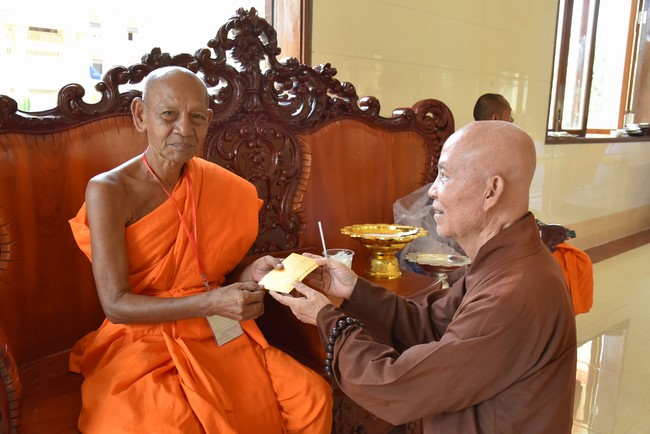 Inauguration ceremony of dining- room and offerings at Khmer Theravada Academy
