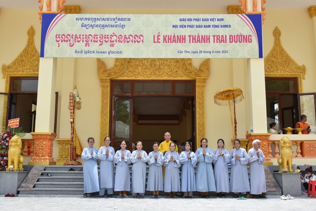 Inauguration ceremony of dining- room and offerings at Khmer Theravada Academy