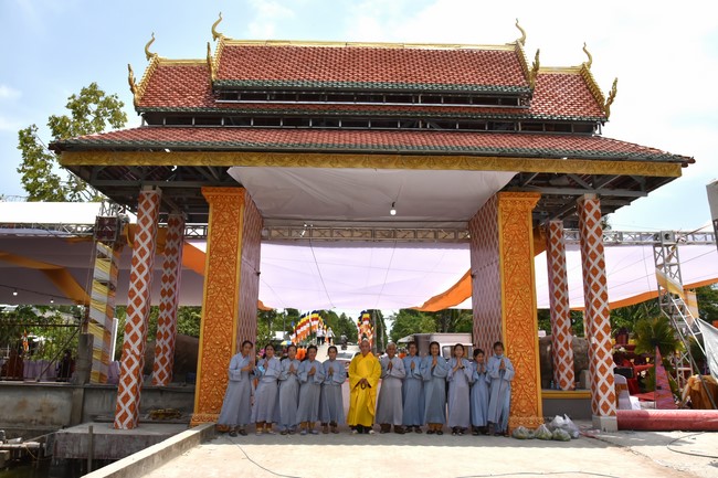 Inauguration ceremony of dining- room and offerings at Khmer Theravada Academy