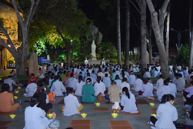 Repentant ceremony for the names of Bodhisattva Avalokitesvara