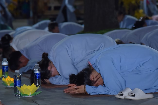 Repentant ceremony for the names of Bodhisattva Avalokitesvara