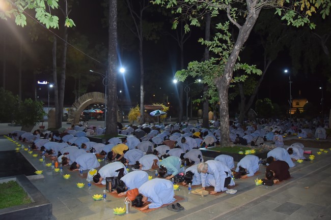 Repentant ceremony for the names of Bodhisattva Avalokitesvara