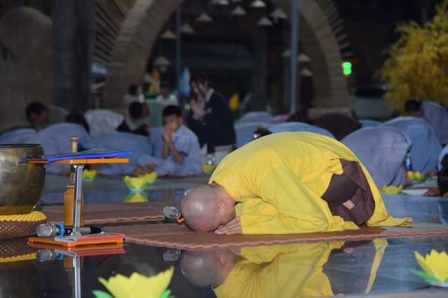Repentant ceremony for the names of Bodhisattva Avalokitesvara
