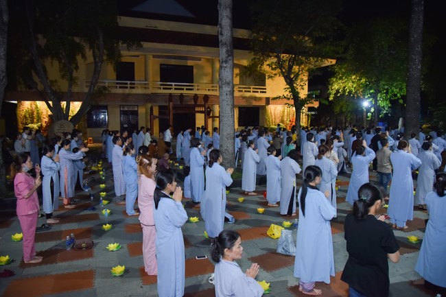 Repentant ceremony for the names of Bodhisattva Avalokitesvara