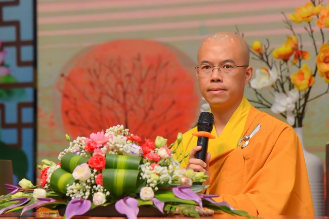 Dharma talk  A short - term vacation in the 1st day practice